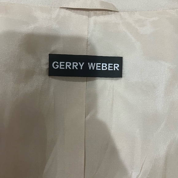 Gerry Weber wool/silk blend cropped pea coat - Picture 4 of 5